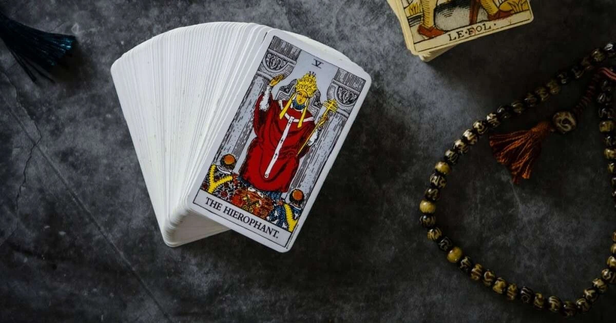 Tarot na czwartek, 28 lutego 2026: Twoje przeznaczenie dla wszystkich 12 znaków zodiaku
