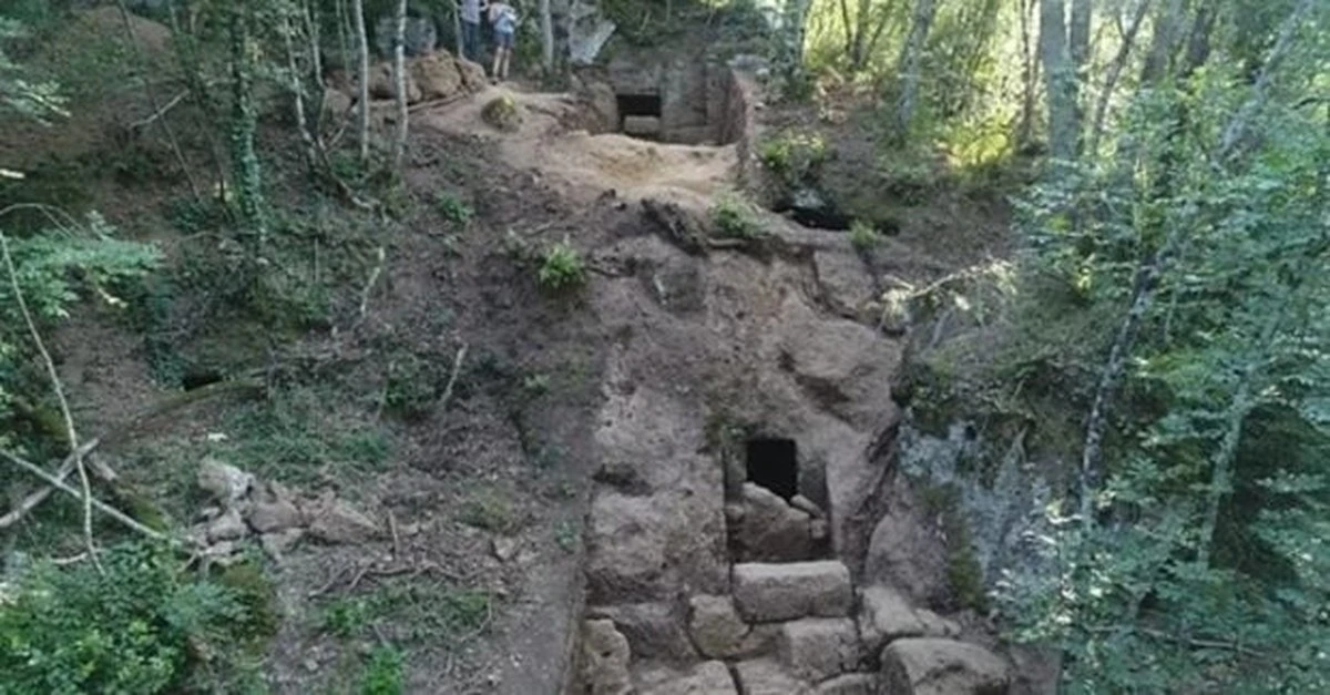 Odkrycie stulecia: Archeolodzy otworzyli nienaruszoną etruską komnatę z 2600 roku