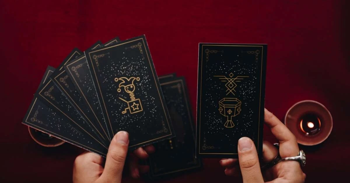 Tarot na 02.03.2026: Ta karta przyniesie ci klucz do wielkiej zmiany