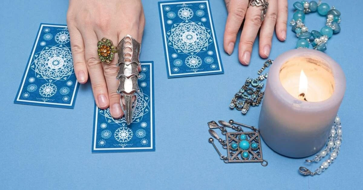Tarot na 19 lutego 2026: Co karty mówią o Twoim dniu? Sprawdź prognozę dla 12 znaków